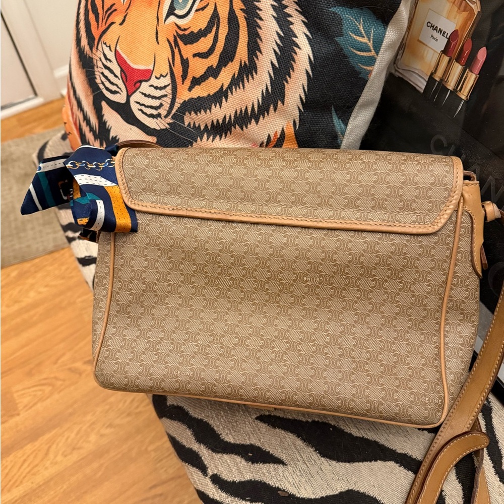 Vintage EUC Celine Macadam Crossbody Bag PVC Leather - Picture 2 of 15